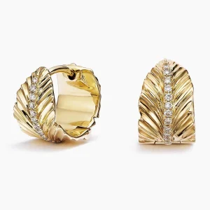 Jane Goodall Leaf Lab Diamond Huggie Earrings (1/10 ct. tw.) in 14K Yellow Gold