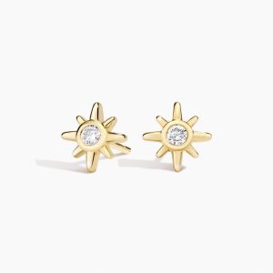 Sol Starburst Diamond Stud Earrings (1/10 ct. tw.) in 14K Yellow Gold